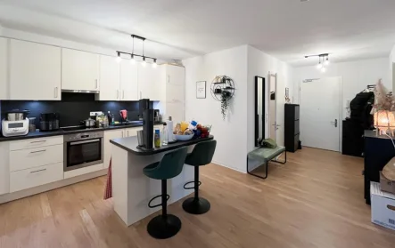 Küche - Wohnung mieten in Oldenburg - Nähe Uni - großzügig geschnittene moderne 2-Zimmer-Wohnung