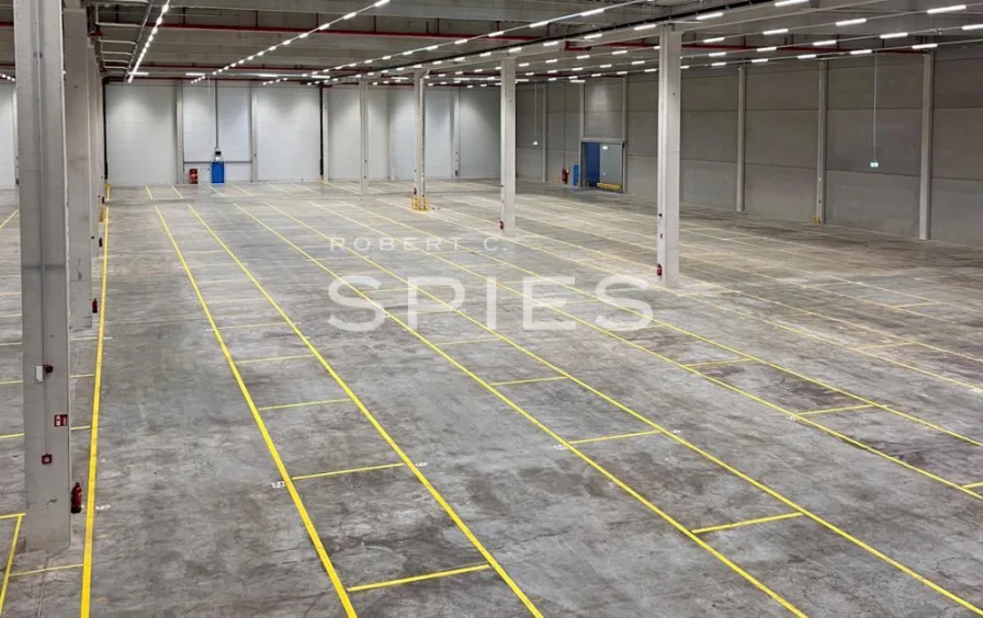 Online_1 - Halle/Lager/Produktion mieten in Rieste - 8.500 m² moderne Logistikfläche zu flexible Mietlaufzeiten und Sonderkonditionen!