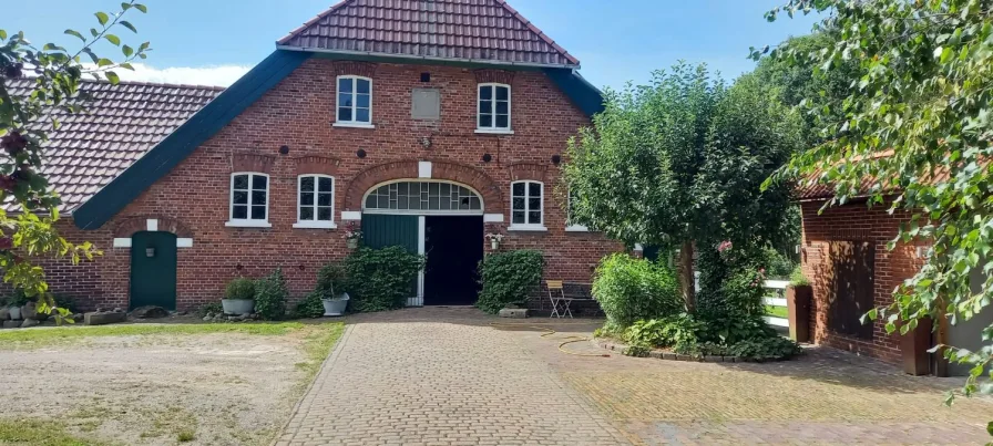 351949_202283174739_0758 - Haus kaufen in Elsfleth - Naturidyll / Resthof mit Potenzial, weitere Bebauung denkbar - vor den Toren Oldenburgs