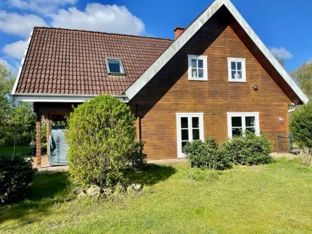 Ostansicht - Haus kaufen in Ritterhude - Gewerbeimmobilie im nordischen Stil