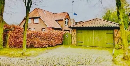  - Haus kaufen in Stade - Modernes Landhaus de Luxe im alten Stadtkern von Stade