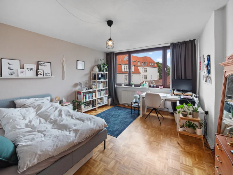 Schlafzimmer 1