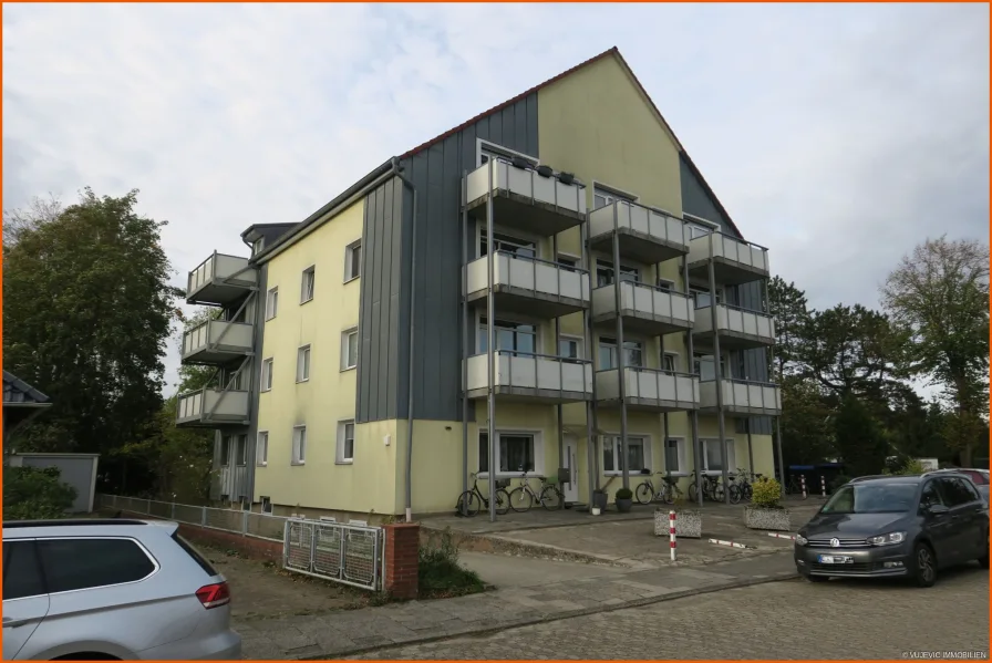 Hausansicht - Wohnung kaufen in Cuxhaven - Interessante Kapitalanlage: Single-Apartment in Cuxhaven-Groden