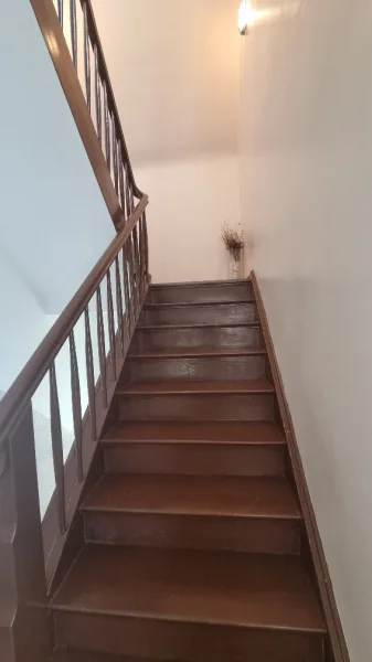 Treppe zum OG