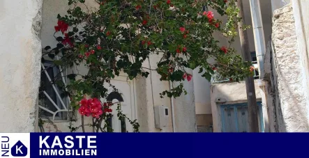 Titel - Haus kaufen in  Stavrohori - Einfamilienhaus mit Dachterrasse und Meerblick auf Kreta.