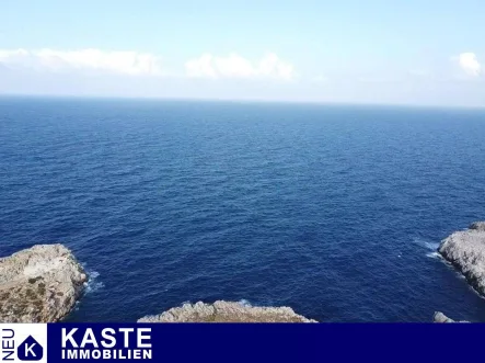 Titel - Grundstück kaufen in Kokkino Chorio - Großartige Gelegenheit Meer Front Grundstück Fort Verkauf In Kokkino Chorio