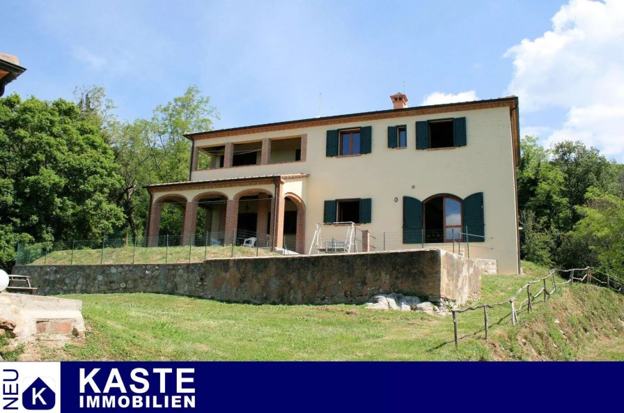 Titel - Haus kaufen in Grosseto - Hübsches Grundstück mit 2 Häusern und 18 ha Land, Grosseto, Toskana