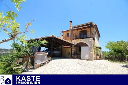 Titel - Haus kaufen in Sellia - Rustikales Steinhaus mit 5 Schlafzimmer und Meerblick