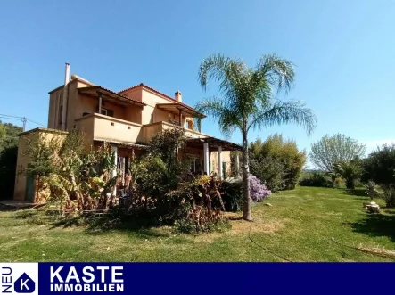 Titel - Haus kaufen in Chania - Villa mit marokkanischen Stil mit Meerblick in ruhiger Lage, auf Kreta.