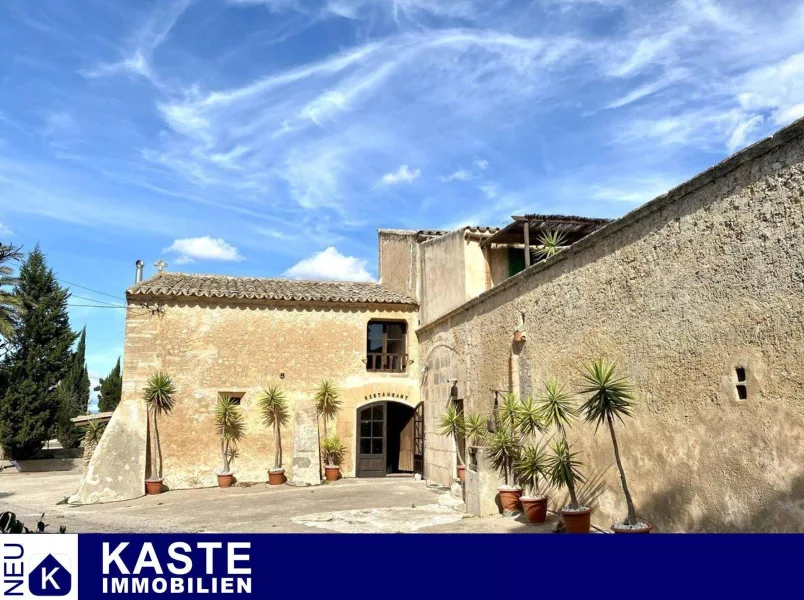 Titel - Haus kaufen in Felanitx - Historisches Hotel mit Poolanlage und großem Grundstück auf Mallorca.