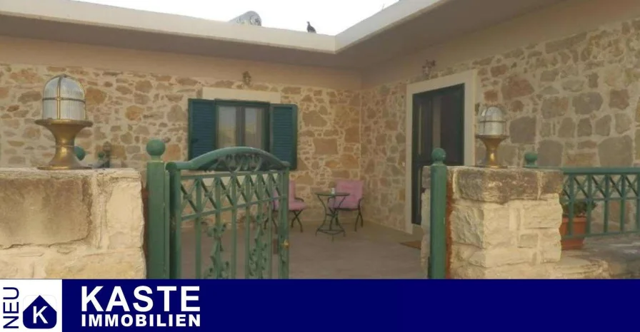 Titel - Haus kaufen in Vori - Kreta | Haus mit 2 Apartments in Vori