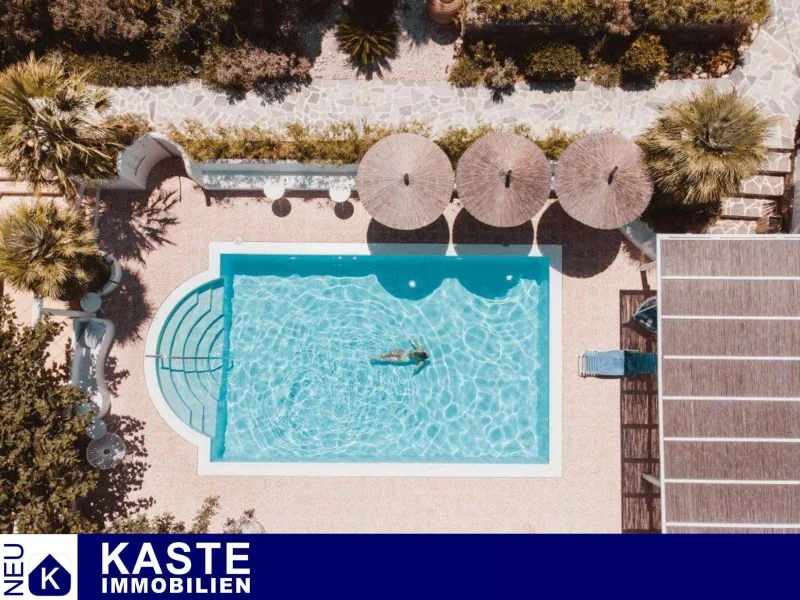 Titel - Haus kaufen in Koutouloufari - Hotel im kykladischen Stil mit 13 Apartments mit Pool, Garten und Café/Bar.