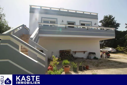 Titel - Haus kaufen in Xirosterni - Traumhafte Villa mit Blick auf die Weißen Berge in Xirosterni zu verkaufen