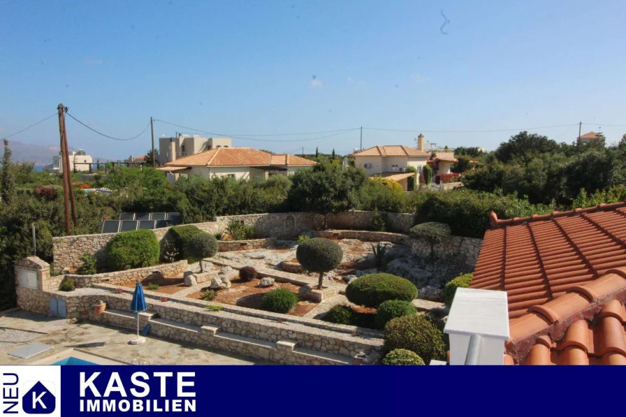 Titel - Haus kaufen in Plaka - Familien-Ferienhaus mit Meerblick, Garten und Gemeinschaftspool in Plaka