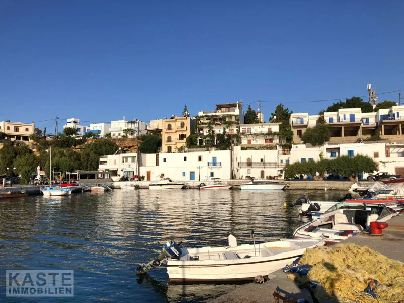 malerische Häfen - Wohnung kaufen in Gouves - Große und schöne Wohnung mit Garten und Meerblick in Gouves, Kreta.