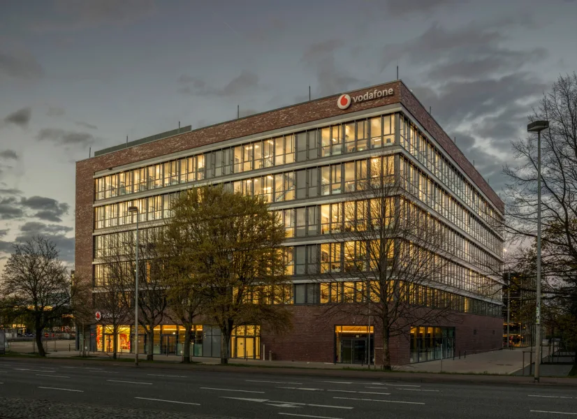 Außenansicht - Büro/Praxis mieten in Hannover - Hochwertige Büroflächen mit idealer Anbindung