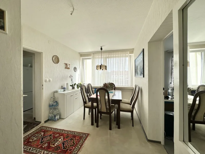 Essdiele - Wohnung kaufen in Osnabrück (Sonnenhügel) - PROVISIONSFREI - Helle 3,5-Zimmer-Wohnung mit guter Aufteilung & Balkon in bevorzugter Lage