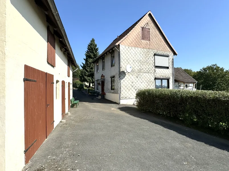 Garage, Hoffläche/Zufahrt