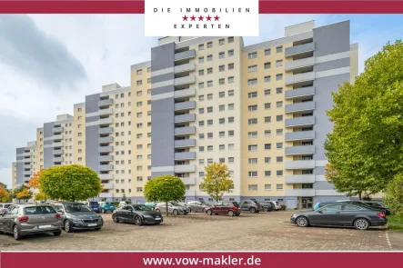 Titelbild - Wohnung kaufen in Braunschweig / Lehndorf - Schöne drei-Zimmer-Wohnung mit Balkon und Garage!