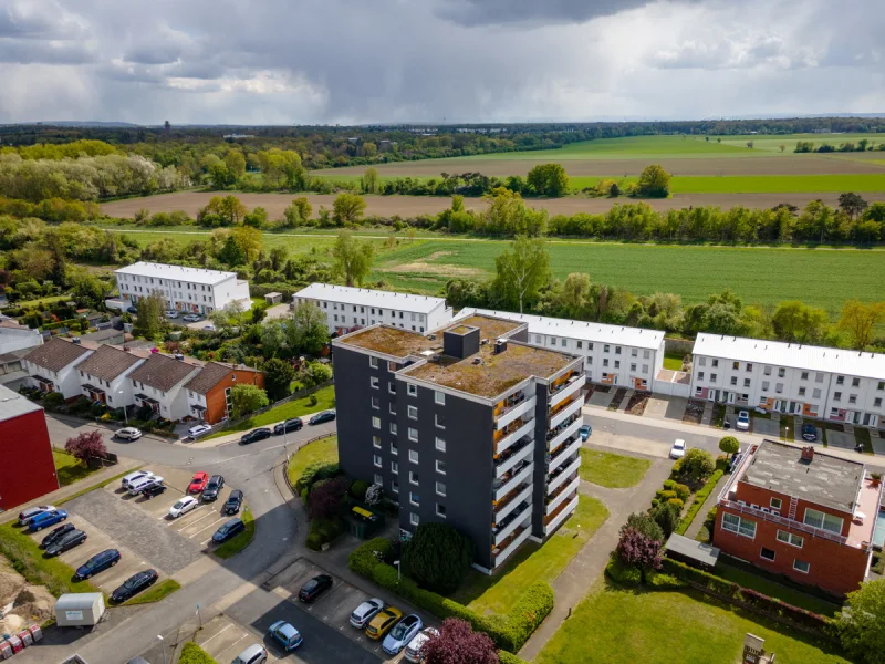 Ansicht Wohnanlage - Wohnung mieten in Braunschweig - Gepflegte drei-Zimmer-Wohnung mit Balkon!