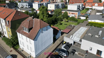 Drohnenaufnahme - Haus kaufen in Wolfenbüttel - Gepflegtes Einfamilienhaus mit 7 Zimmern - Großzügiger Garten, Sonnenterrasse und Carport