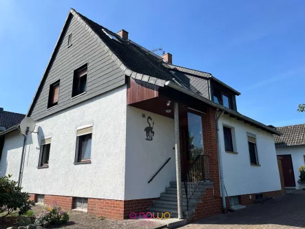 Die Außenansicht auf das Haus - Haus kaufen in Elbe - Preissenkung! GROßES Haus mit 2023er Gas-Heizung, Wintergarten und Vollkeller