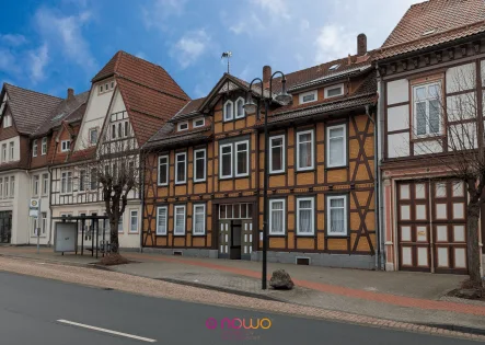 Außenansicht (Haus mitte) - Zinshaus/Renditeobjekt kaufen in Bad Lauterberg im Harz - Gepflegte Wohnanlage mit Denkmalschutzfassade im Herzen von Bad Lauterberg!