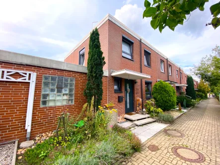 Titel - Haus kaufen in Wolfenbüttel - Modernisiertes Reihenendhaus in begehrter und familienfreundlicher Lage!