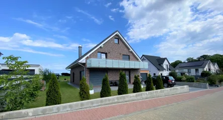 Titel - Haus kaufen in Salzgitter - Neuwertig und viel Platz für die Familie in beliebter Feldrandlage!