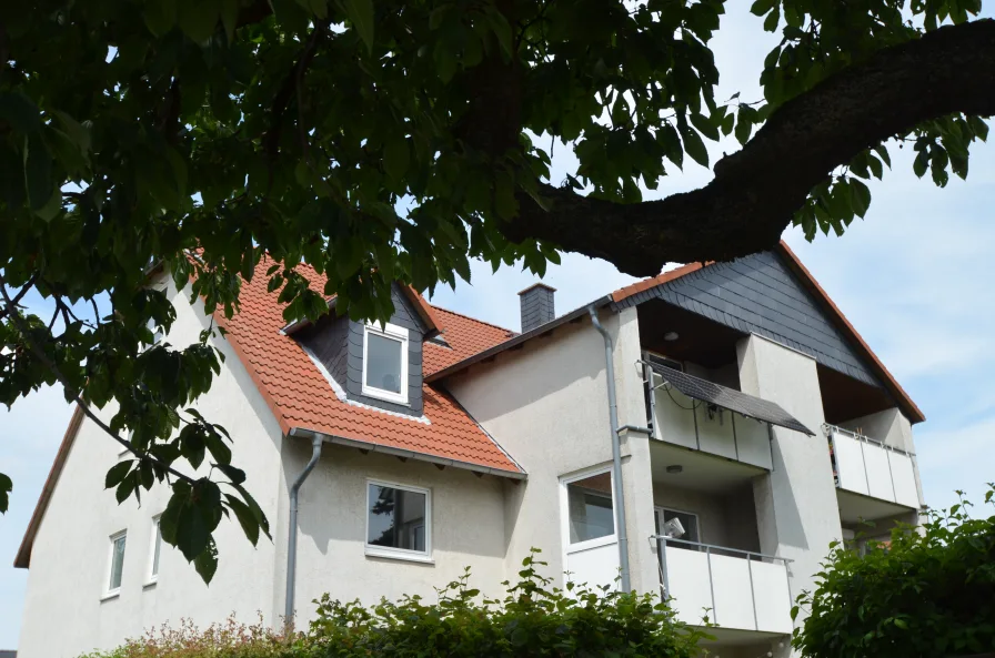 Aussen-Ansicht - Wohnung kaufen in Braunschweig - helle Maisonnette-Eigentumswohnung mit Balkon und Einstellplatz