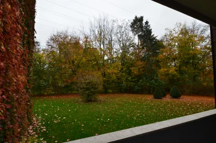 Aussicht von der Loggia - Wohnung kaufen in Braunschweig - 3-Zimmer-Eigentumswohnung mit Balkon in BS-Weststadt