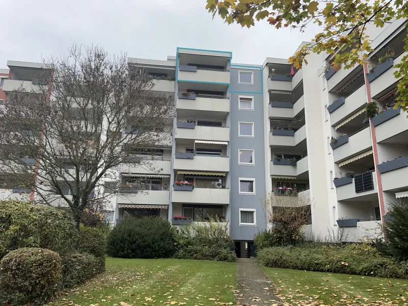 Außenansicht - Wohnung kaufen in Braunschweig / Veltenhof - Helle 3-Zimmerwohnung mit Südloggia und Aufzug im Braunschweiger Stadtteil Veltenhof