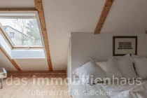 Dachgeschoss - Doppelhaushälfte in Salzgitter Thiede