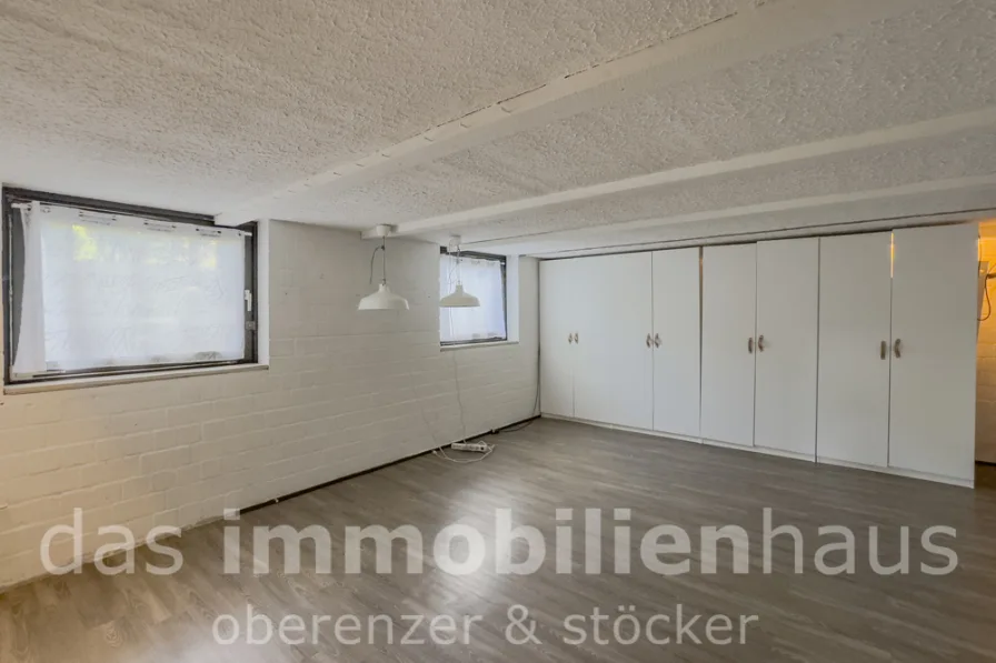 Zimmer  im Untergeschoss - Bungalow Schmied in Braunschweig Wenden