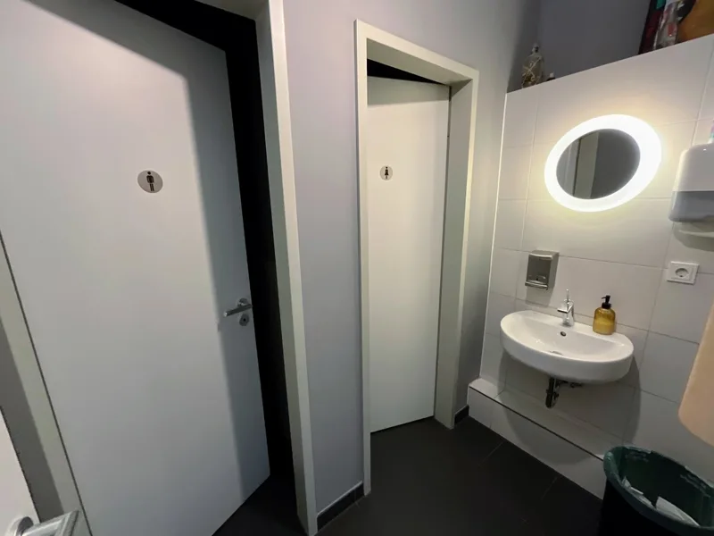 Moderne Toiletten