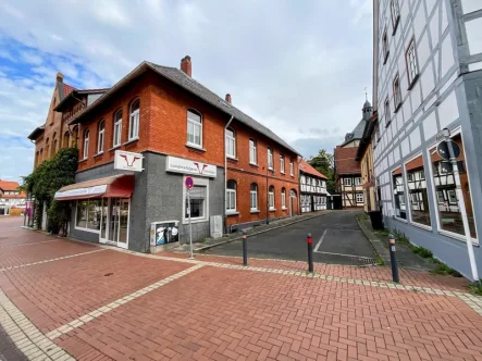 Straßenansicht2 - Laden/Einzelhandel mieten in Salzgitter Bad - Ladenlokal mit Produktionsfläche im Zentraum von Salzgitter-Bad