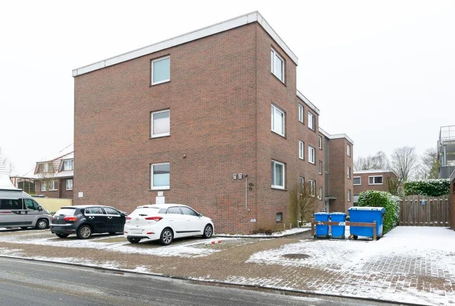 Hausansicht - Wohnung mieten in Oldenburg - Im Herzen von Eversten – Geräumige 2-Zimmer-Wohnung mit Balkon zu vermieten