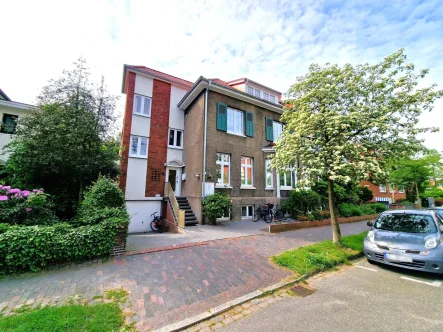 Straßenansicht - Haus kaufen in Oldenburg - Attraktiver Altbau im Ziegelhofviertel