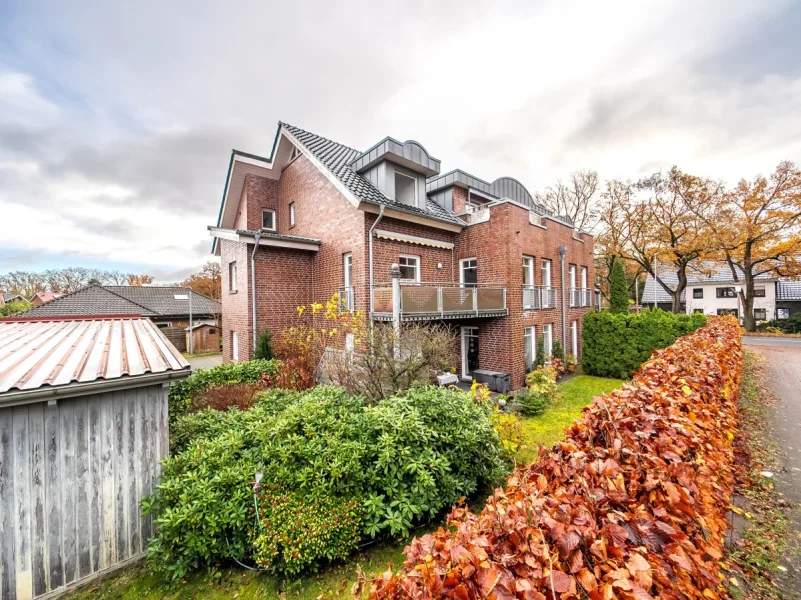 Seitenansicht - Wohnung kaufen in Oldenburg - Junge und äußerst gepflegte Eigentumswohnung nebst Balkon und Carportanlage