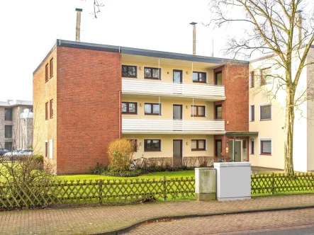 Außenansicht - Wohnung kaufen in Oldenburg - Solide 3-Zimmer-Wohnungmit Loggia in Eversten