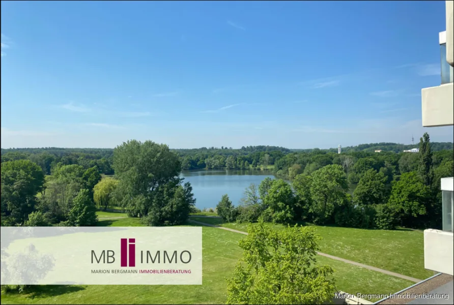 Der Traumblick vom Balkon - Wohnung kaufen in Wolfsburg - Zentral wohnen und einen idyllischen Blick genießen