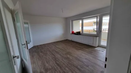 Wohnzimmer - Wohnung mieten in Wolfsburg - Schöne 3-Zimmerwohnung in Nähe der Detmeroder Teiche