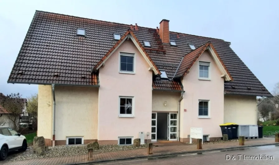 Außenansicht (Front) - Wohnung mieten in Witzenhausen - Geräumige 4-Zimmer-Wohnung in Gertenbach