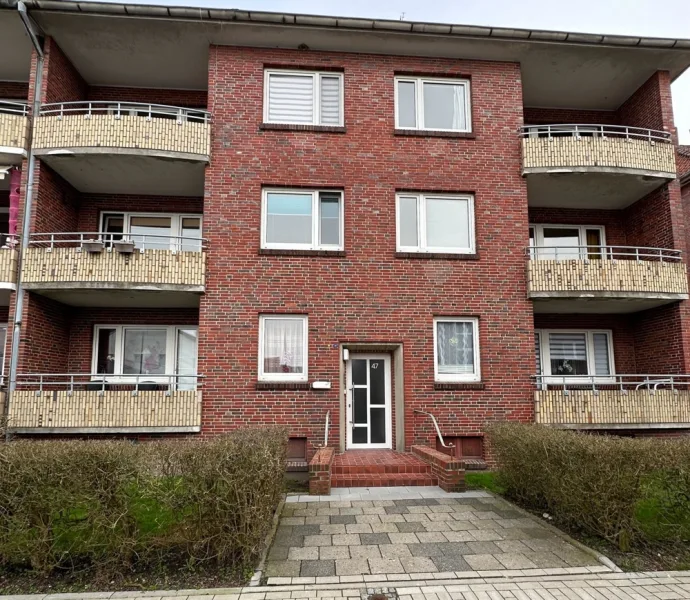 Außenansicht - Wohnung mieten in Wilhelmshaven - Helle 2-Zimmer-Wohnung mit 54,58 m² und Balkon in ruhiger Lage im Ortsteil Heppens. Frei ab Juni 2025!