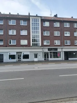 20240718_114722 - Wohnung mieten in Wilhelmshaven - Schöne 3 Zimmer-Wohnung mit Einbauküche und Balkon in Citynähe!