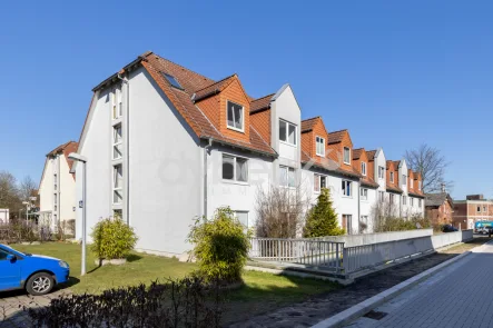 Hausansicht - Wohnung kaufen in Lüneburg - Gepflegte 1-Zimmer-Wohnung in der Innenstadt.