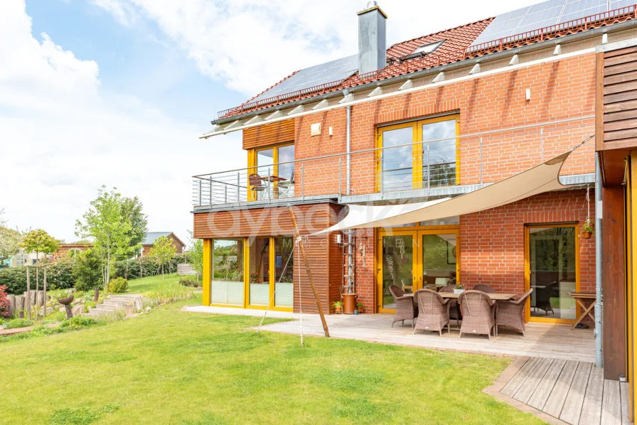 Terrasse - Haus mieten in Thomasburg - Niedrigenergiehaus mit Einliegerwohnung und traumhaftem Weitblick.