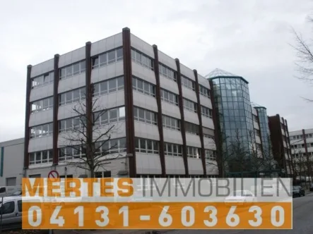 Mertes Immobilien - Büro/Praxis mieten in Hamburg - Provisionsfreie Büroflächen in Hamburg-Eidelstedt mieten