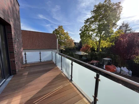 Balkon - Wohnung kaufen in Winsen (Luhe) - Open House - Neubau mit tollem Sonnen-Balkon