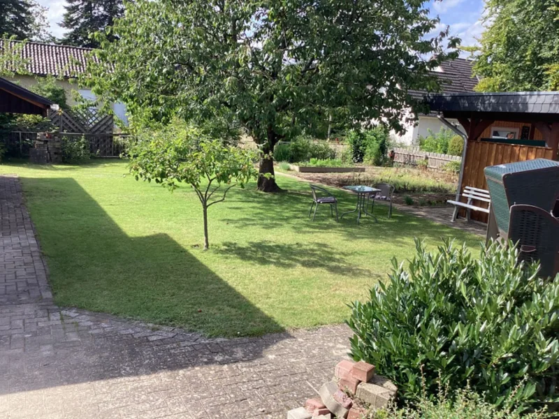 Garten hinten